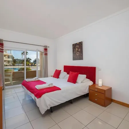 Beautiful 1-bed In * Albufeira