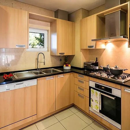 Beautiful 1-bed In 아파트 알부페이라