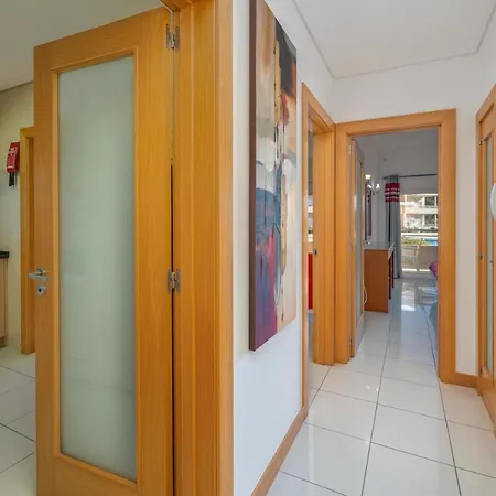 Beautiful 1-bed In 아파트